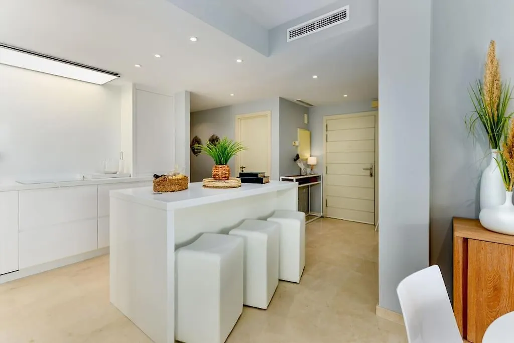 Modern Apt In Alcazaba Lagoon Εστεπόνα Διαμέρισμα